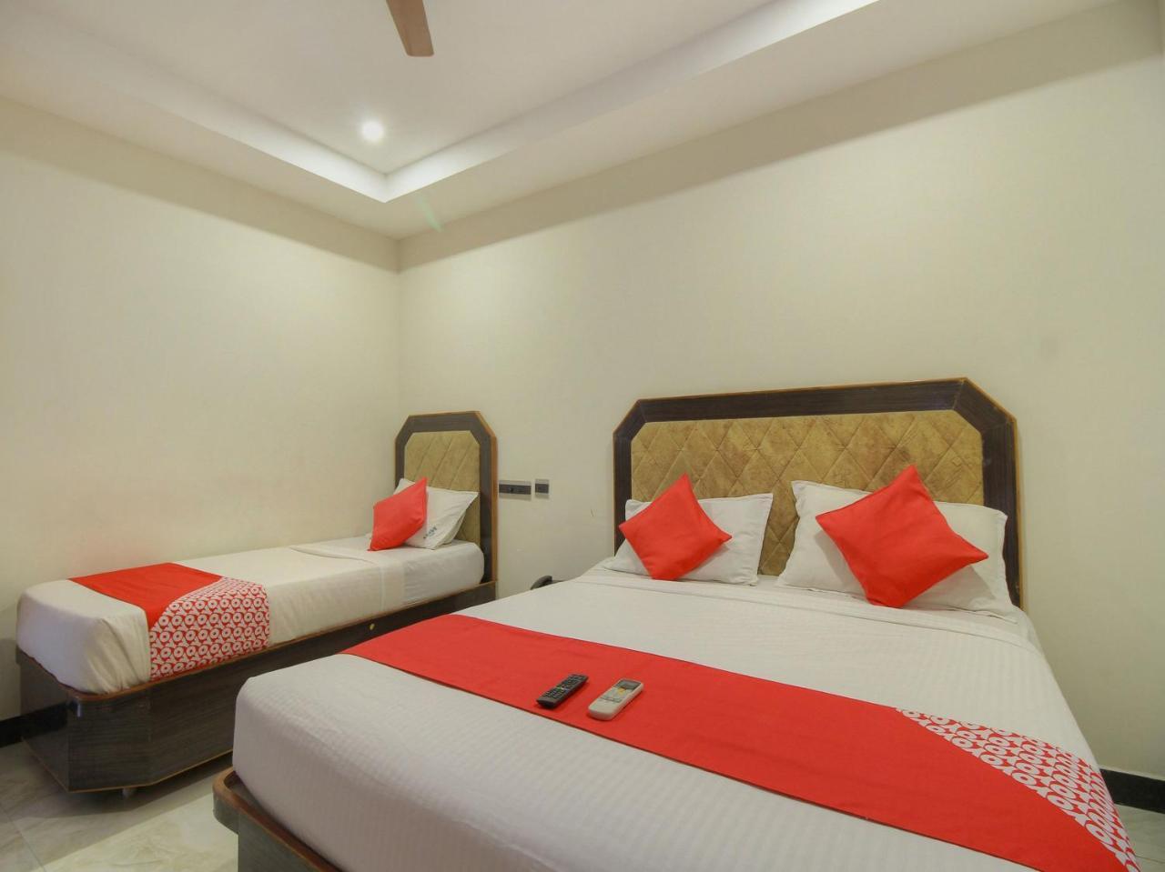 Hotel Srees Tiruchirappalli Ngoại thất bức ảnh