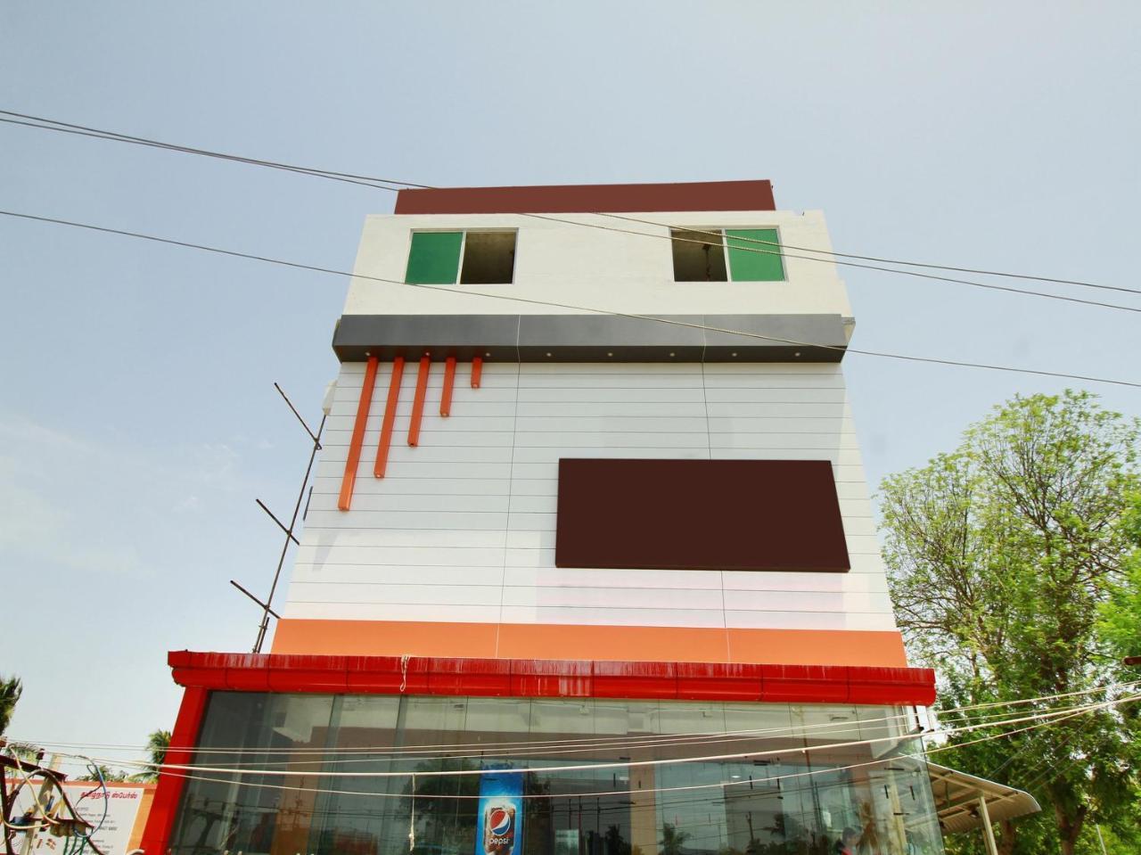 Hotel Srees Tiruchirappalli Ngoại thất bức ảnh