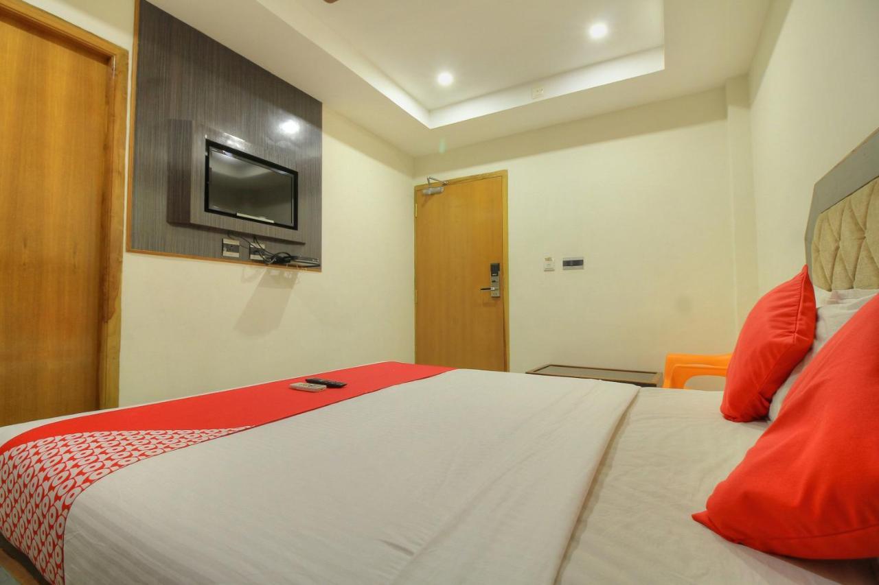 Hotel Srees Tiruchirappalli Ngoại thất bức ảnh