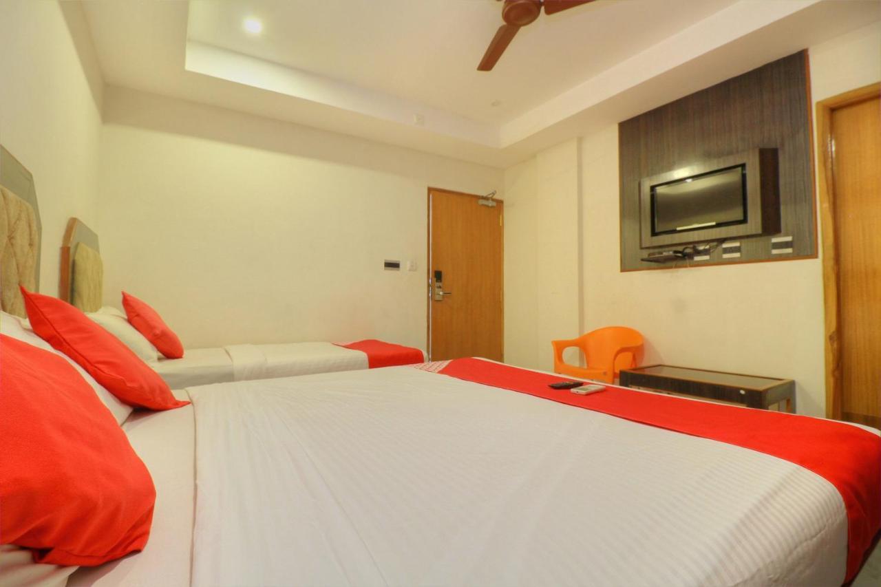 Hotel Srees Tiruchirappalli Ngoại thất bức ảnh